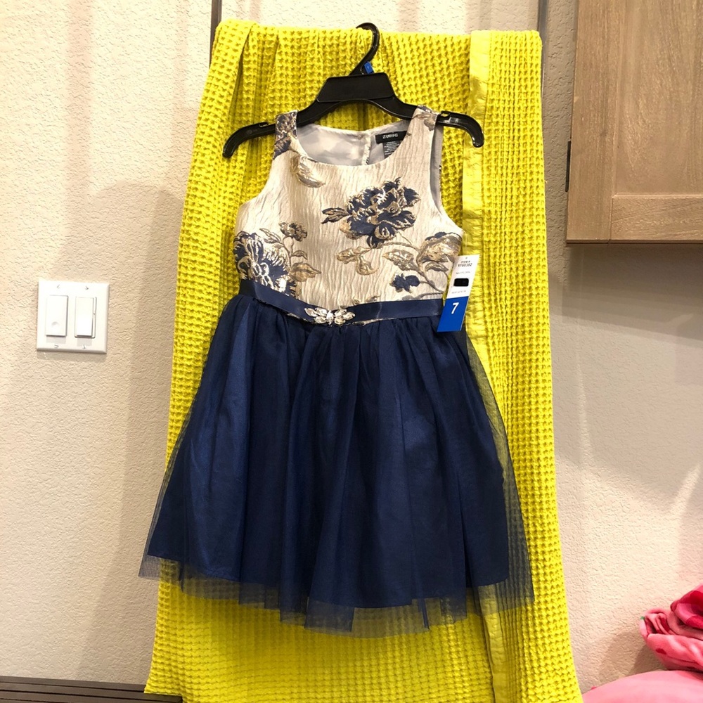 Zunie Navy Floral Dress